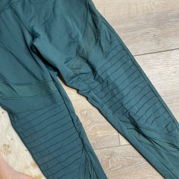 Aerie green workout athletic leggings - Picture 3 of 6